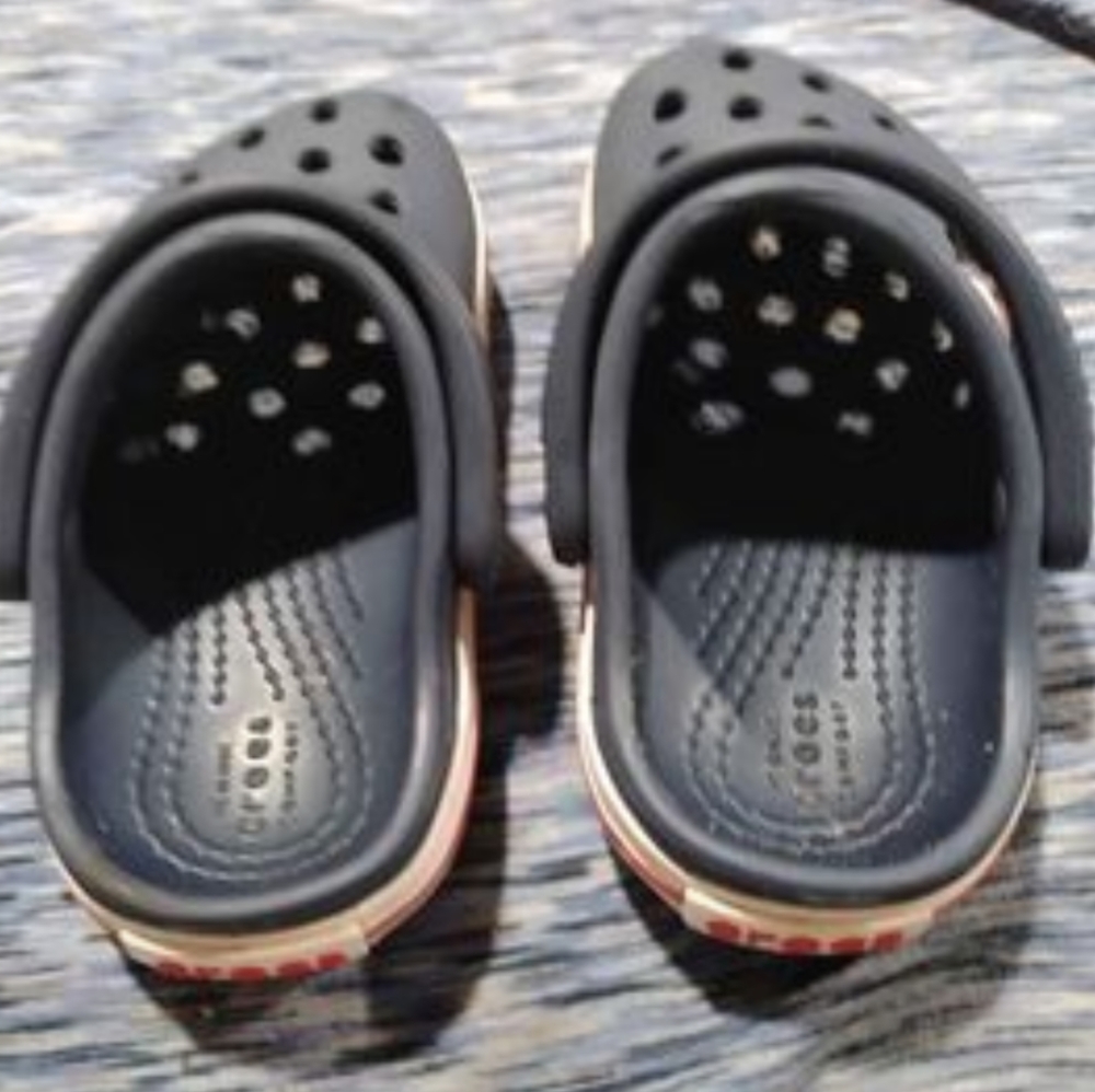 Crocs - Picture 2 of 2